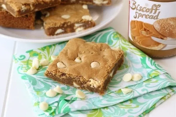 Biscoff White Chocolate Chip Blondies