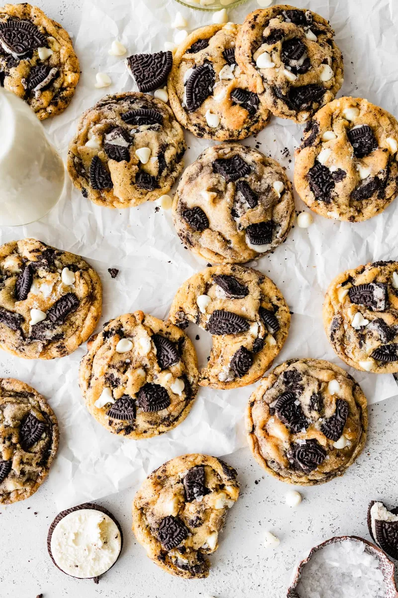 Cookies & Cream Cookies