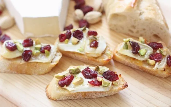 Cranberry Orange Brie Crostini