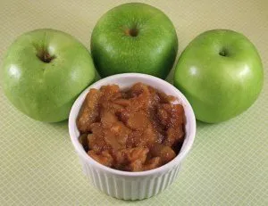 Crockpot Chunky Cinnamon Applesauce