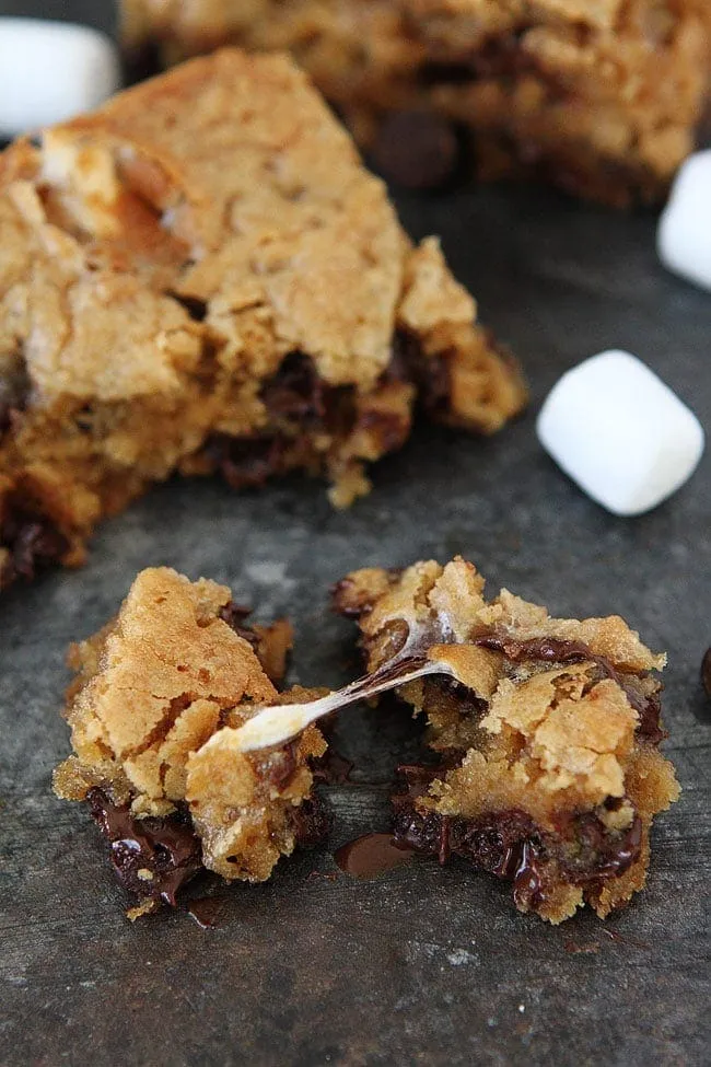 Marshmallow Toffee Blondies