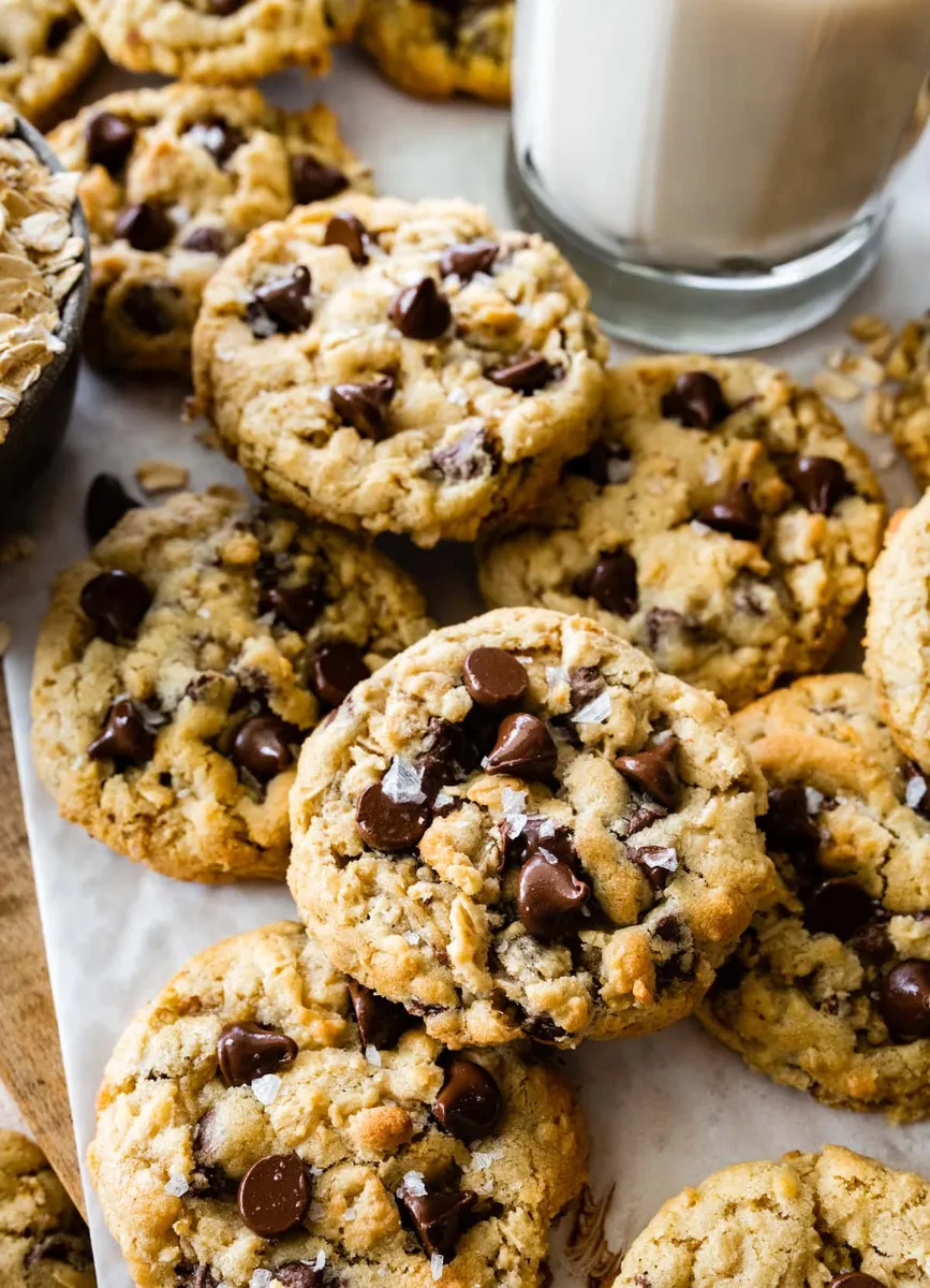 Oatmeal Chocolate Chip Cookies