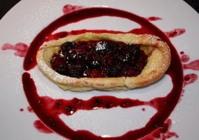 Oven Berry Pancakes