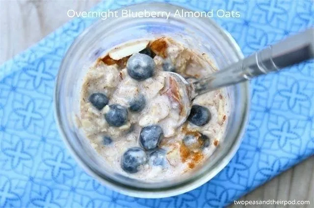 Overnight Blueberry Almond Oats