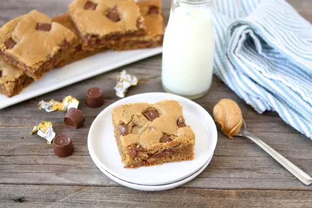 Peanut Butter Rolo Blondies