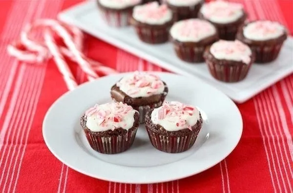 Peppermint Crunch Brownie Bites