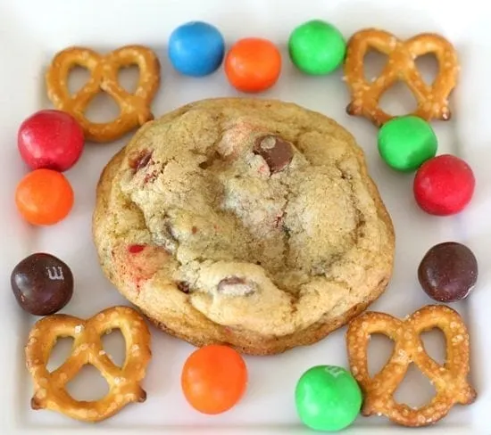 Pretzel M&M Cookies