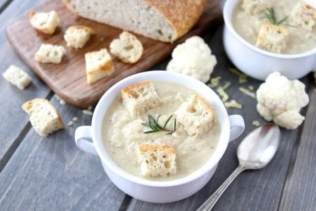 Roasted Cauliflower & Cheddar Soup