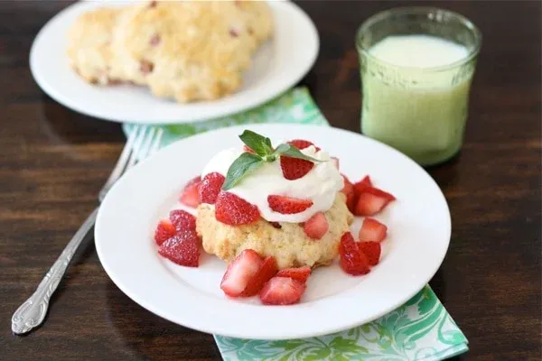 Strawberry Rhubarb Shortcake