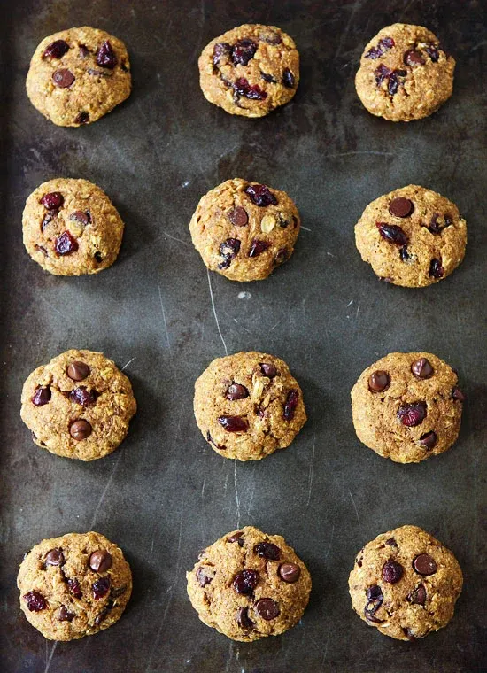Vegan Pumpkin Breakfast Cookies
