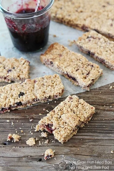 Whole Grain Fruit-Filled Bars