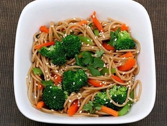 Whole Wheat Noodles with Peanut Sauce and Vegetables